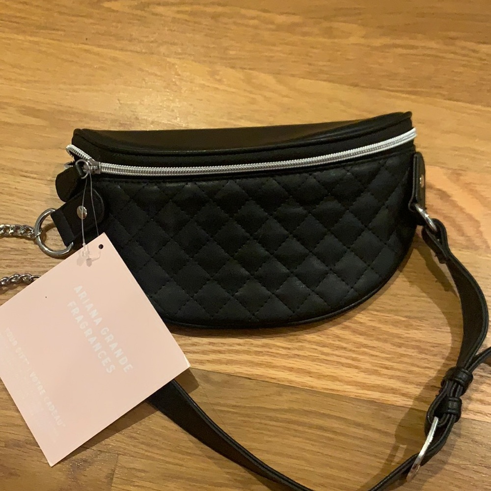 Fannypack that came with Ariana Grande purchase